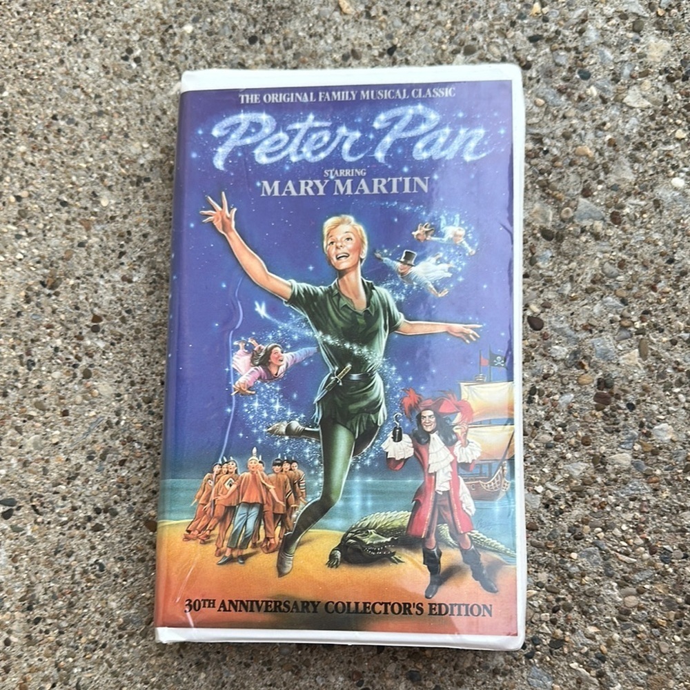 Peter Pan Starring Mary Martin VHS Tape
